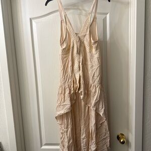 Elegant Cream High Low Top